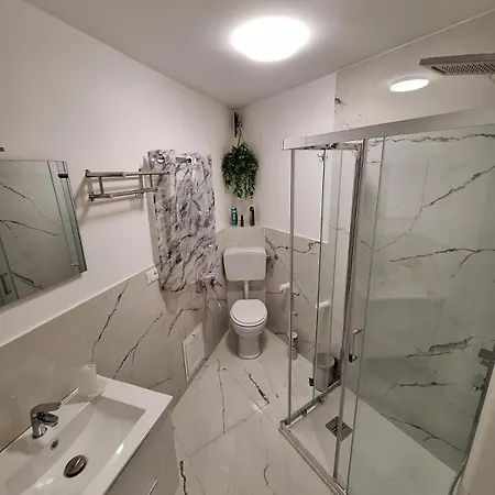 Tra I Normanni E Cattedrale Apartmán