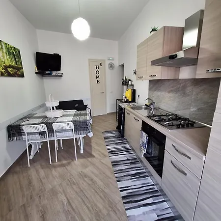 Tra I Normanni E Cattedrale Apartmán *